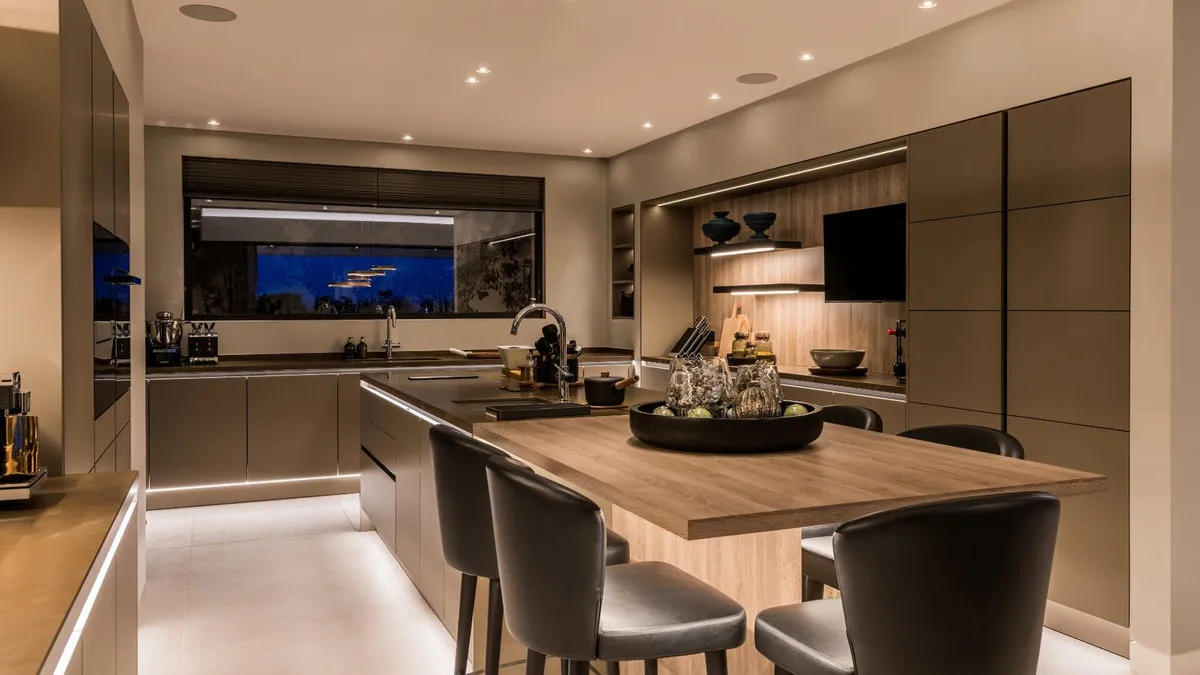 664fc73b-2159-4b57-b838-88ffe709d16e