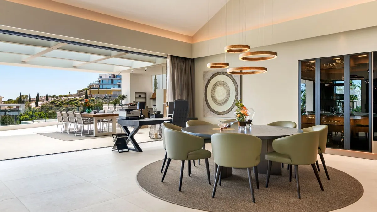 72212e11-f8cb-47eb-82b7-1d161a86bafd