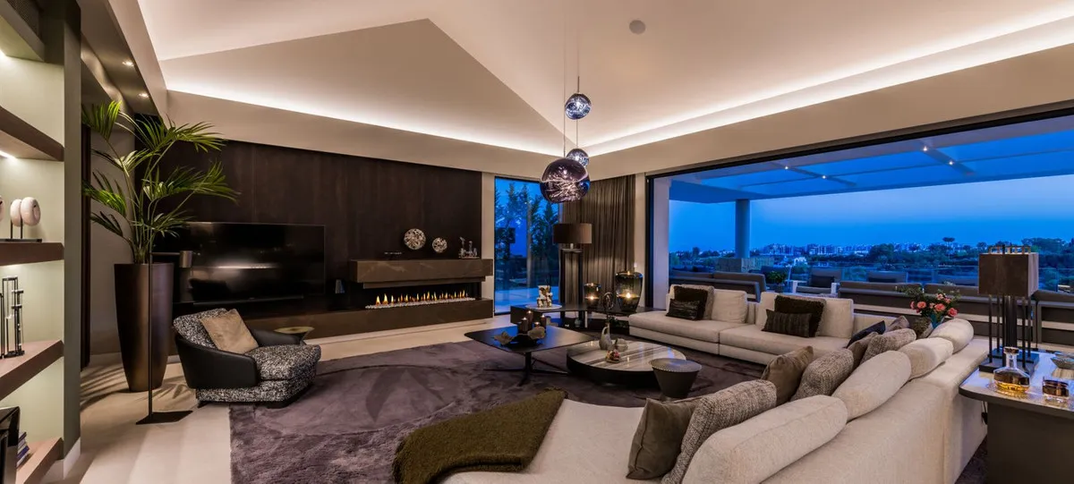 c1c50784-a3a9-442c-b213-6d550c5ac56d