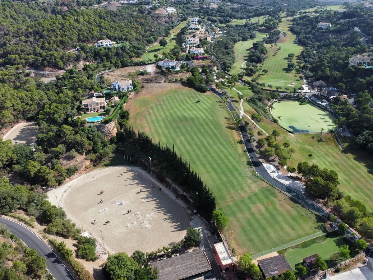 be92811c-05ac-4b43-b74c-b77a1027d875