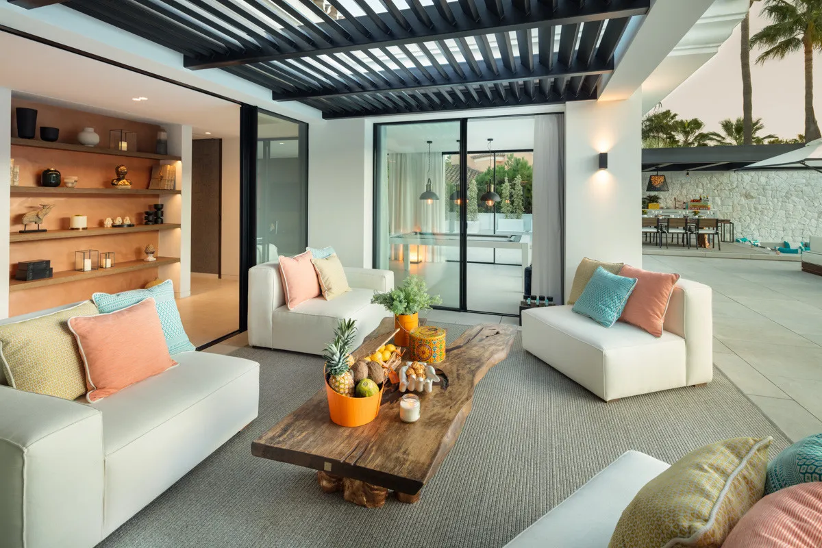 9226e5ba-0ee4-43cc-afc1-7d6e39611171