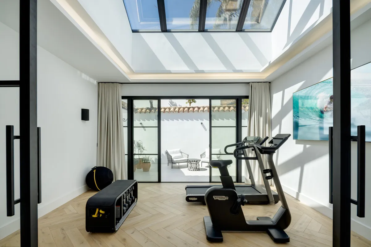 129516e5-0826-47cf-8718-56c3fad5832b