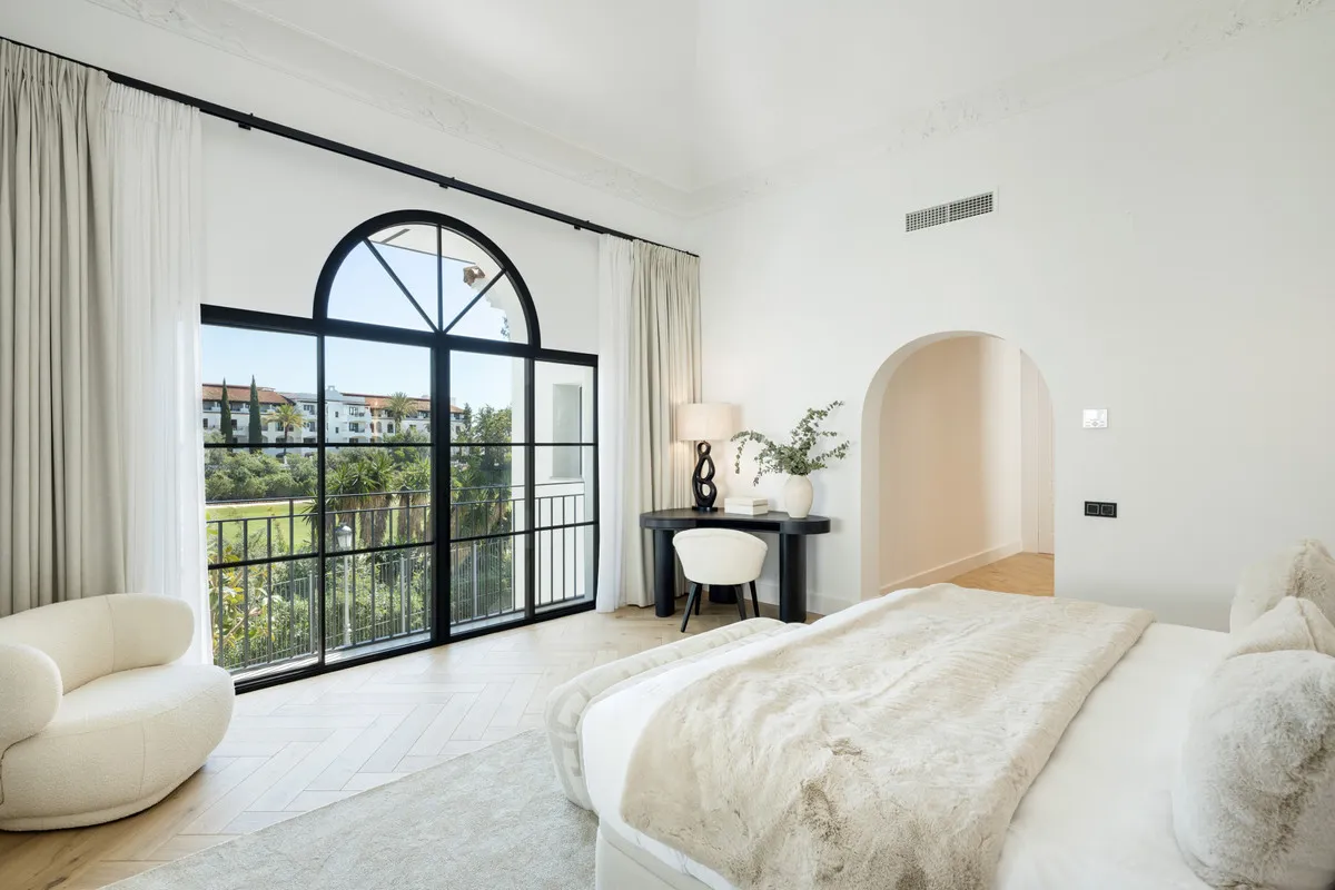 35d50b4e-2d02-4b4c-8472-94b27721317a