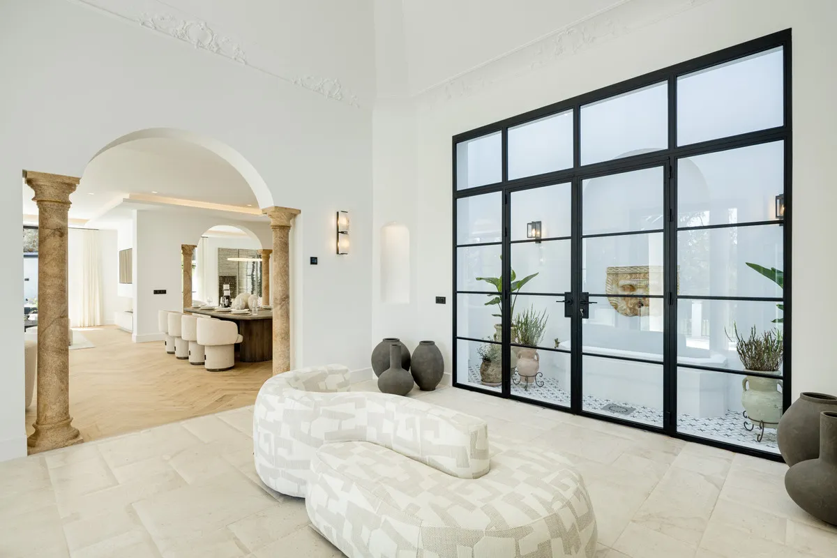 4d8aa345-5759-4203-bb7e-5c8b057bf79b