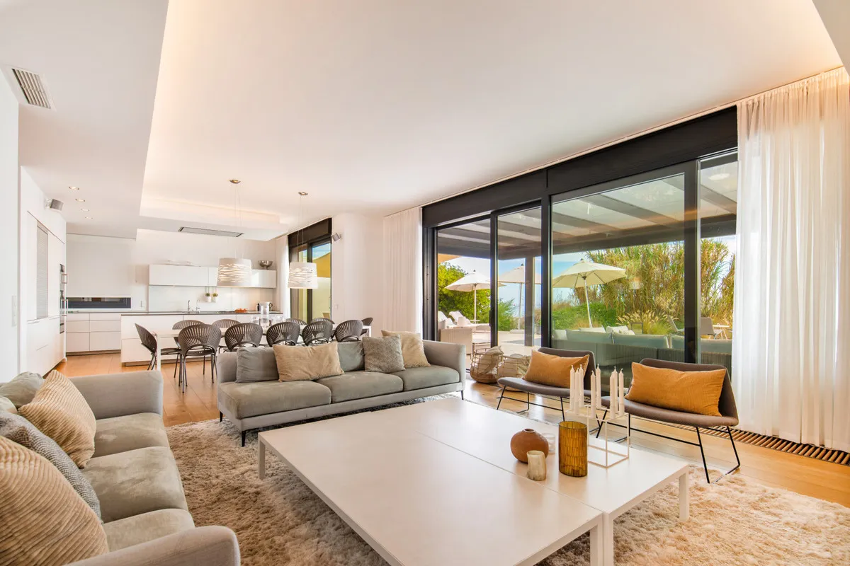 6014faeb-c54e-4881-a739-ef328d58c953