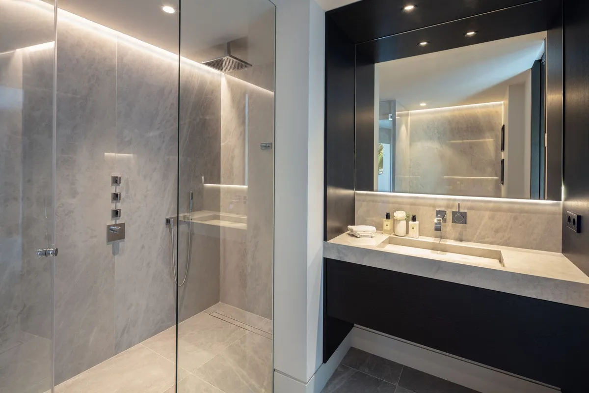 0ce9384c-80c5-473d-a980-d3414ceb8648