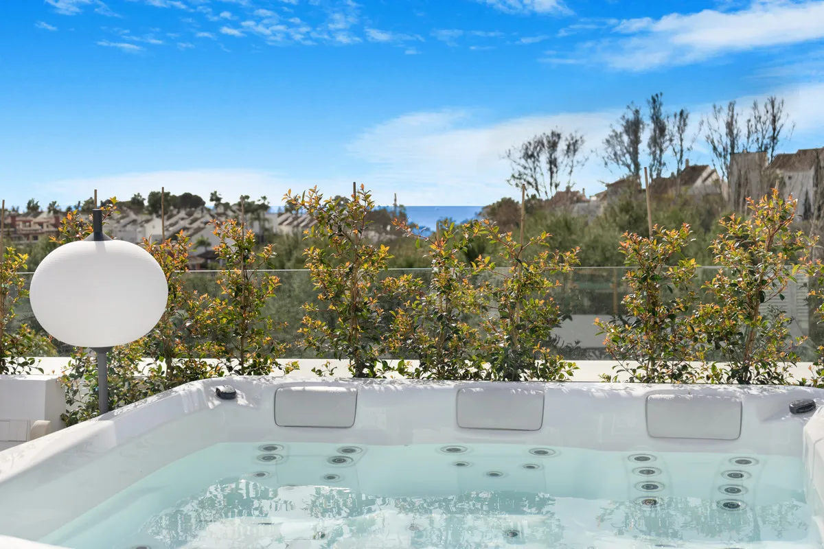 7f3446e8-955f-4f77-8839-5dd6bff55067