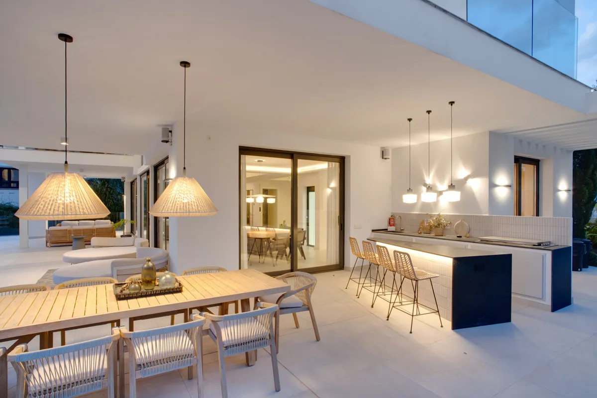 ab98d67d-9295-4ba5-8383-136e71966110