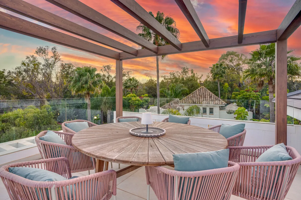 eb0c9750-bb5c-45c2-8a96-e8657bbcb93b