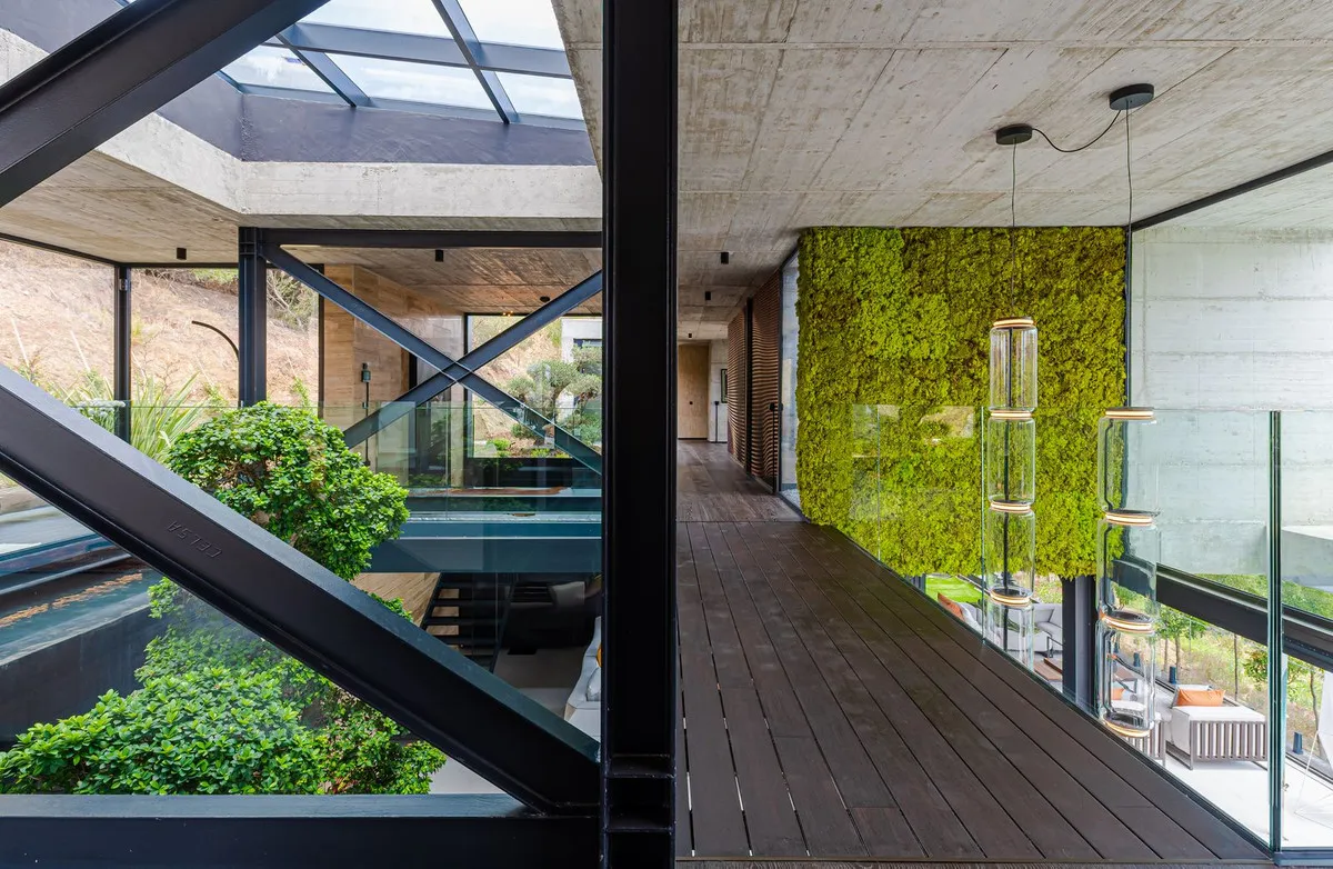 18459eb0-36c0-4acb-b964-3b1242fa6527