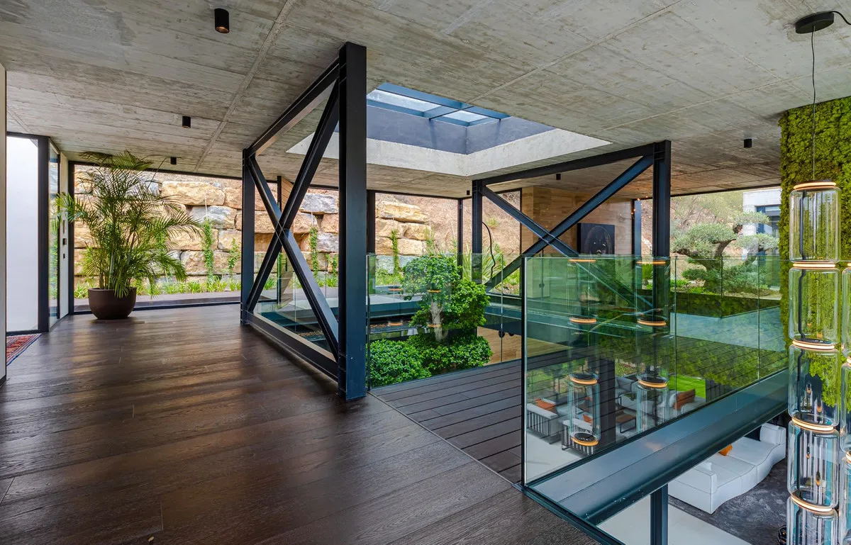 72c3d1ad-281a-4864-b78d-b95cbab16ecf