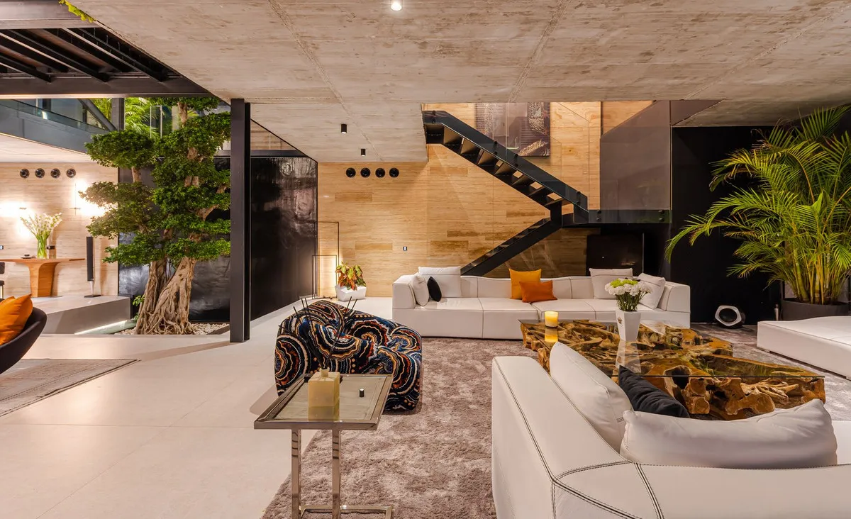 e556870f-7f8c-4741-bf29-e053d43d67e0