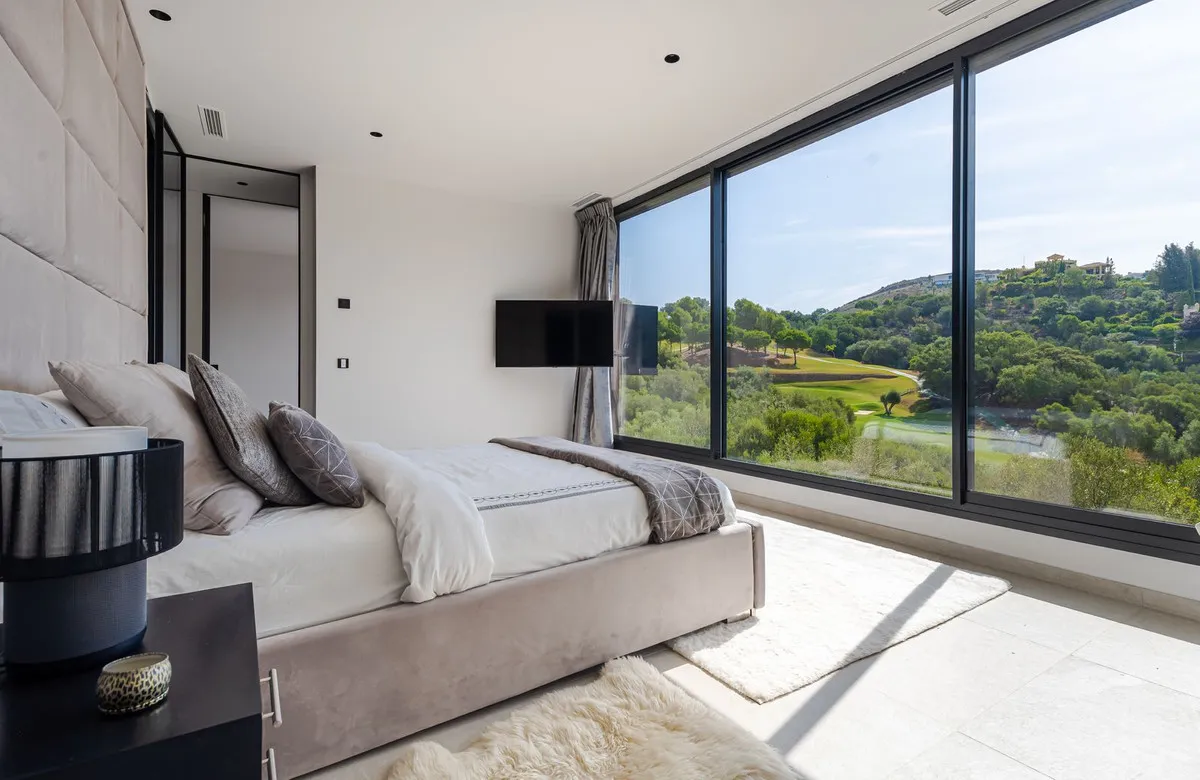 f48b367d-f505-490b-a20f-42c3700f220e