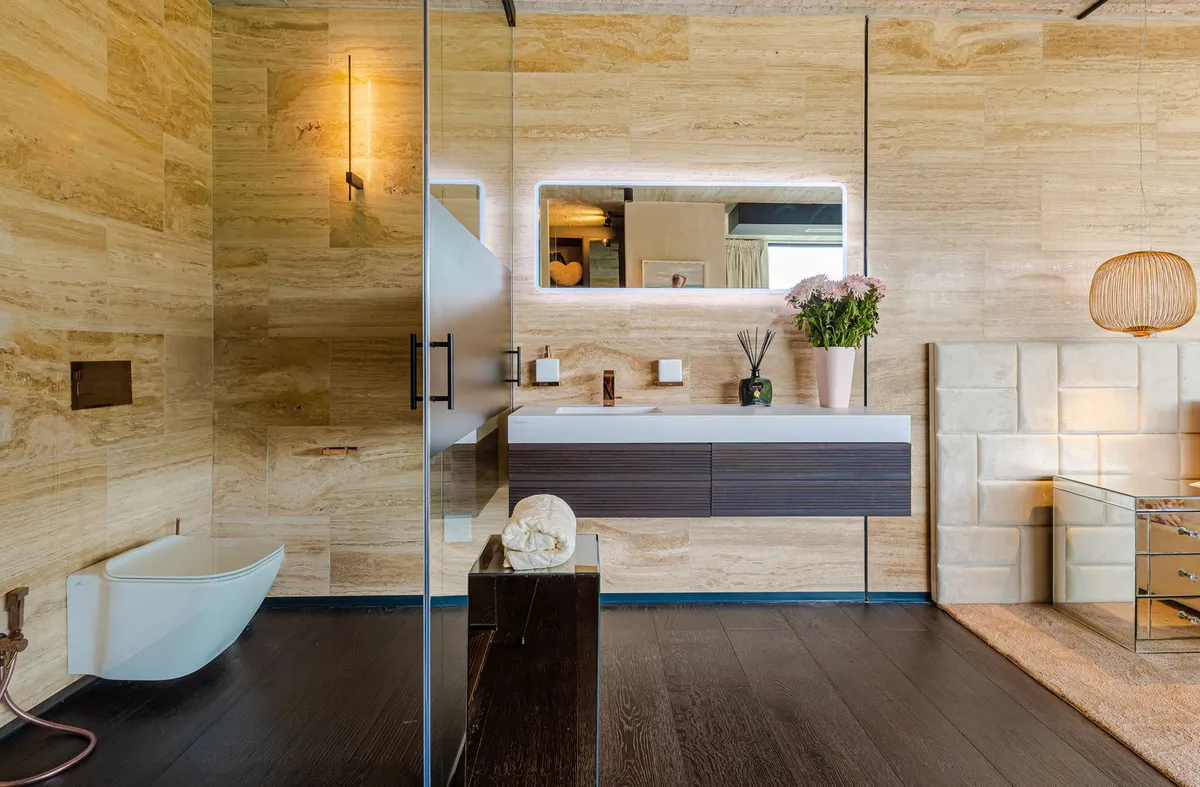 f51b47c5-ce75-4712-b4db-3d21f3b3473e