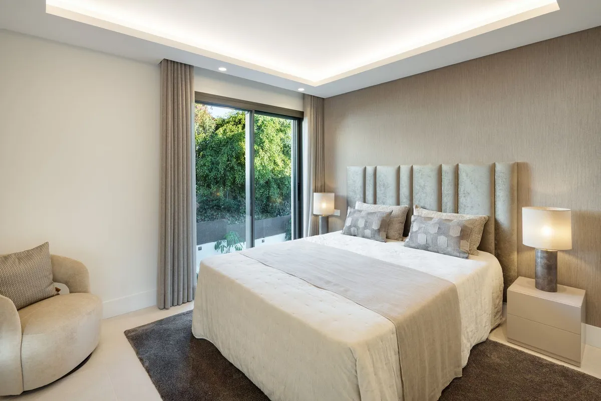 2a9e7e0e-b78b-4a20-8343-58470c5179e5