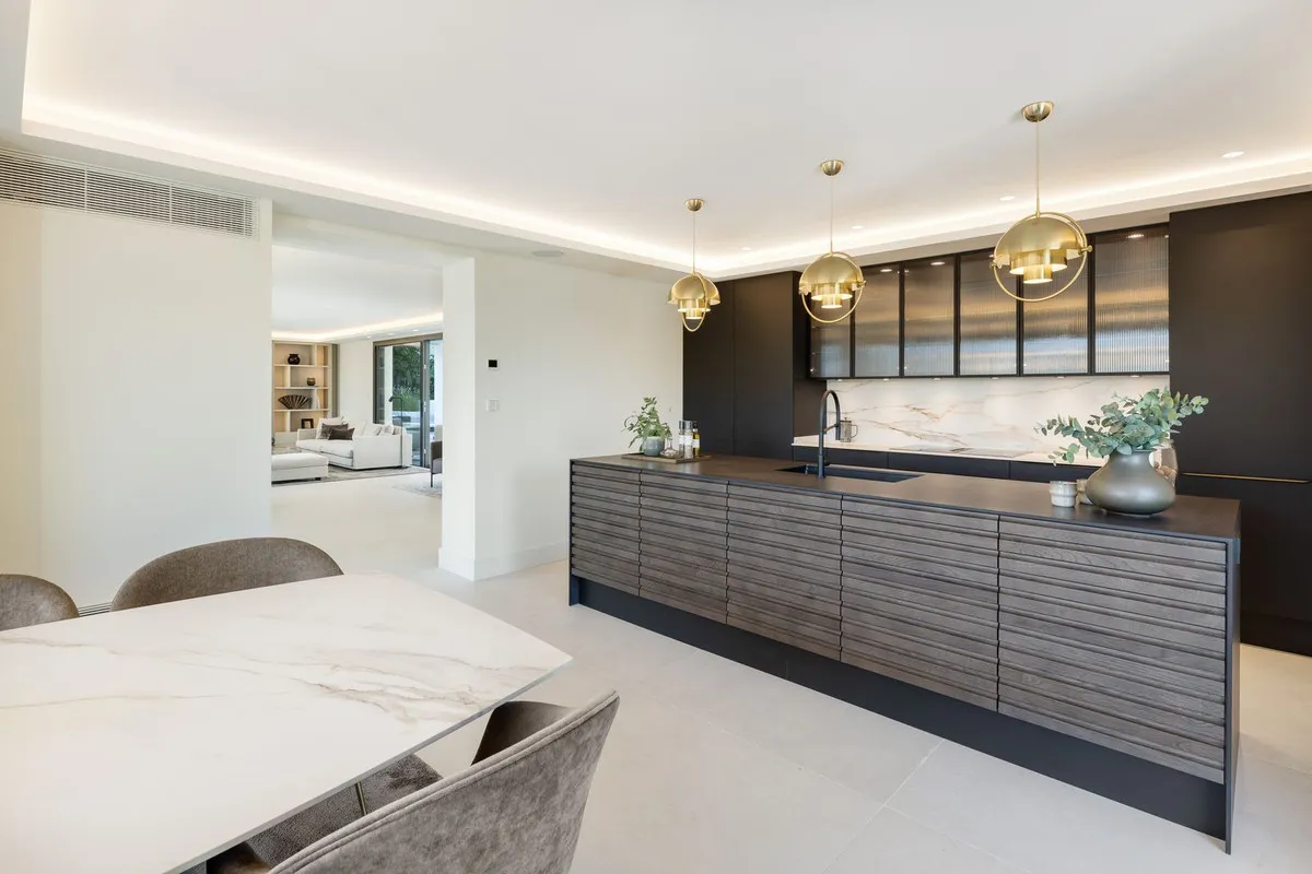 8a70d3e9-a167-43b6-b5cd-1e969553826c