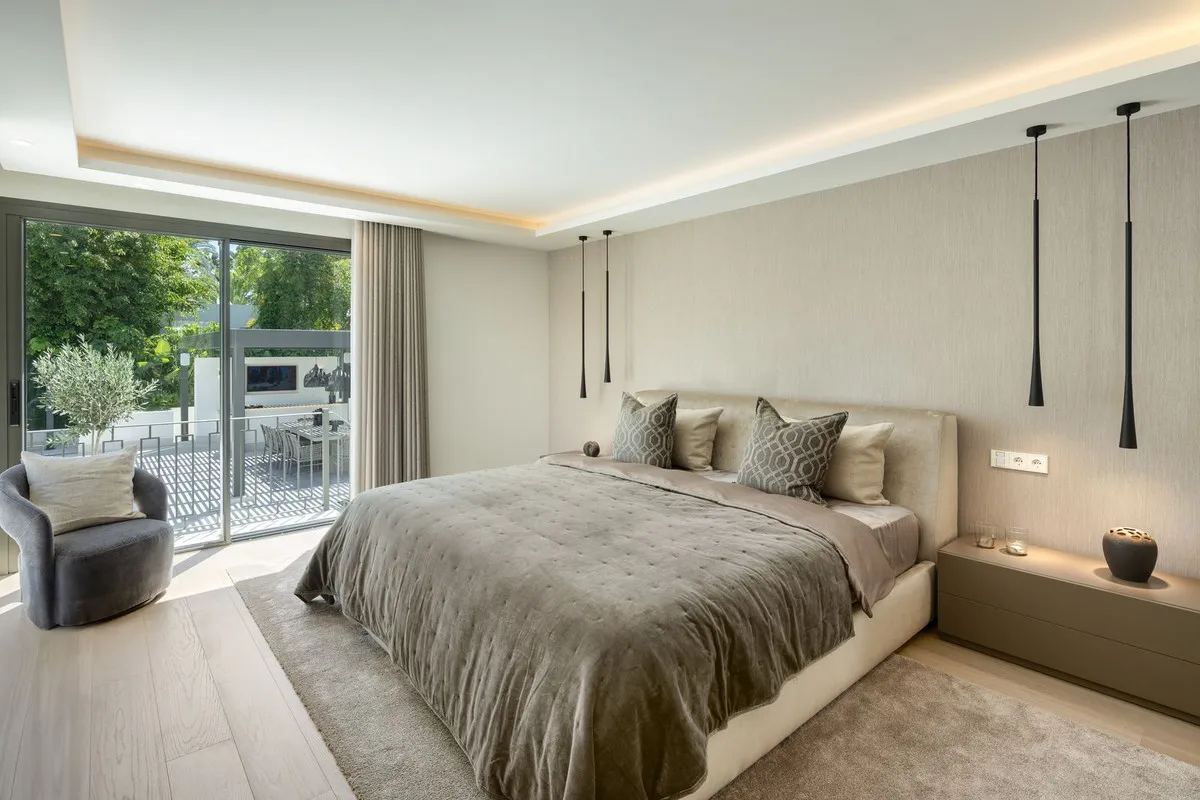 b5dd24bf-5935-4322-b6e2-f08423617794