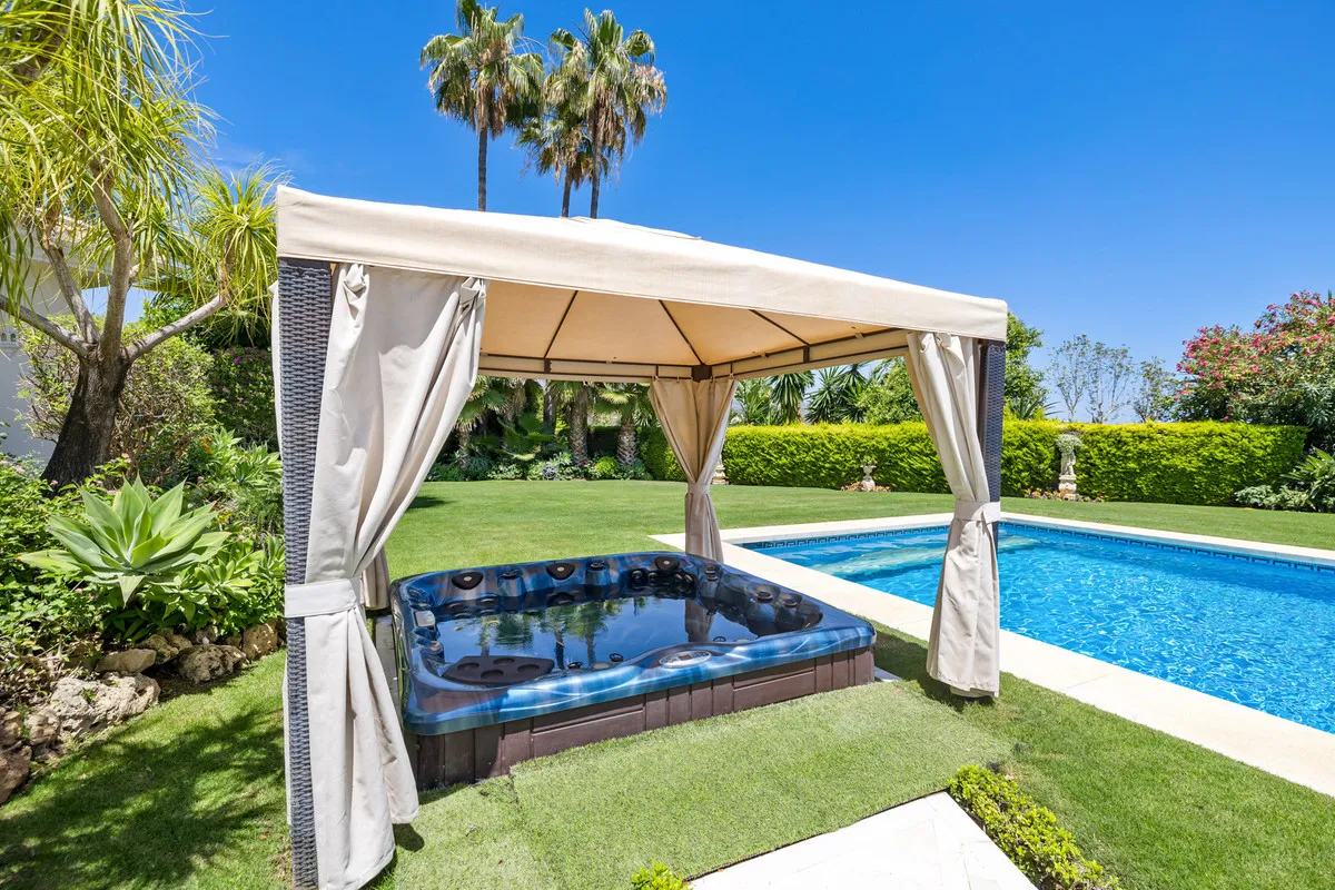 73bbc151-d9ae-45bc-9203-3b251dc747c8