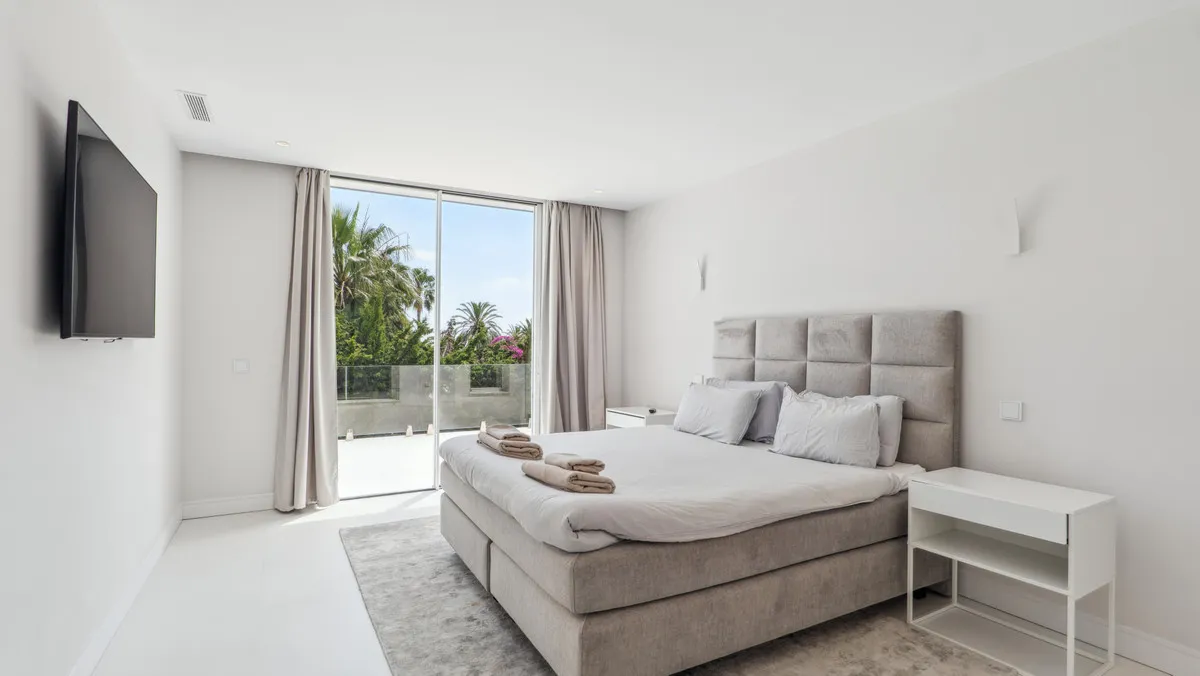 2f8fa274-203f-4613-b97c-379bd969539e