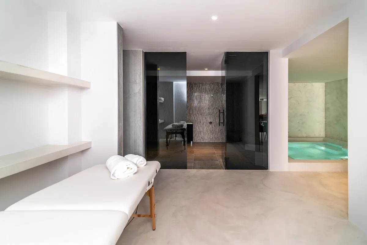 5fcc7180-0650-4440-ad1f-41fd483555a1