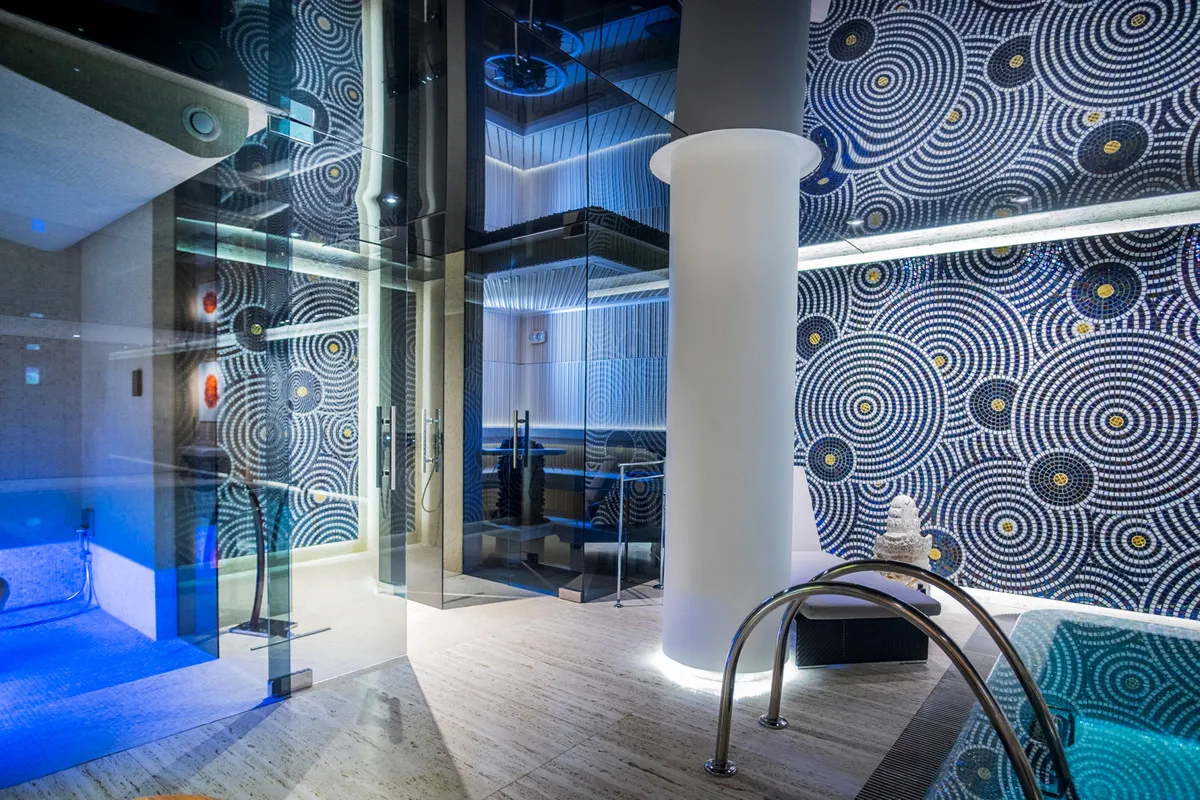 a3fb6a24-8135-438c-aa92-0cf64ce37cc2