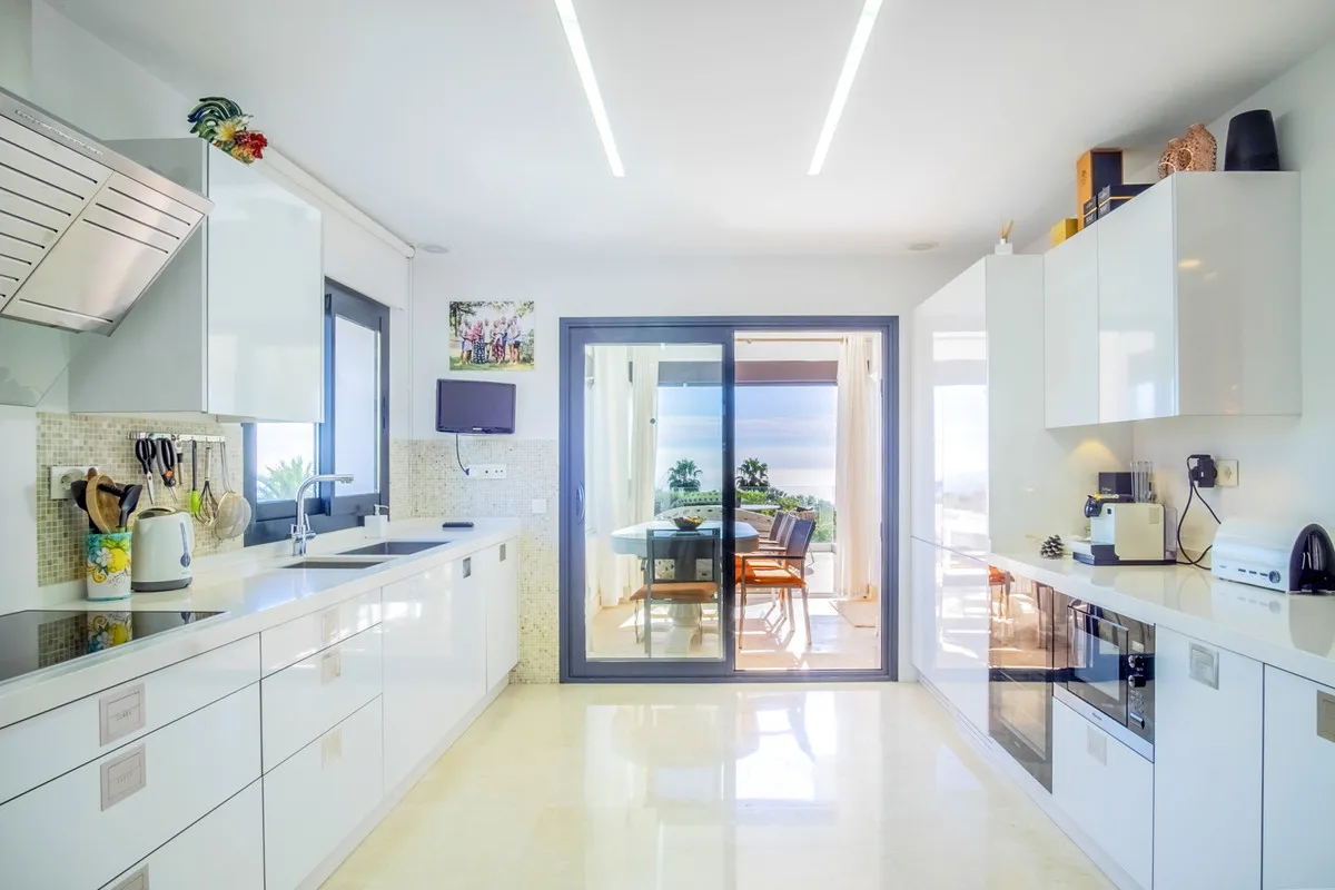 f81aa28e-2dab-4940-a62d-3ac487477e1e