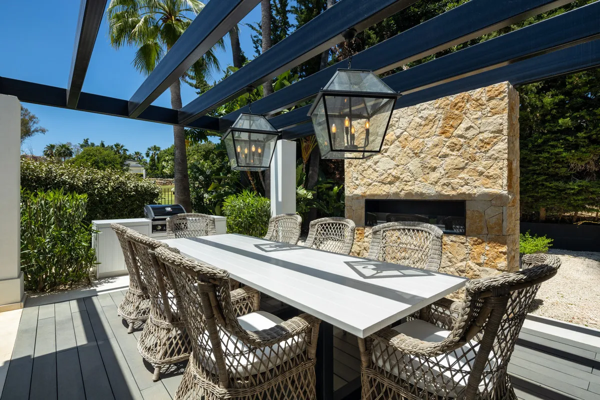 c4d6e1d1-021b-4a6f-aba5-0898d2027ec0