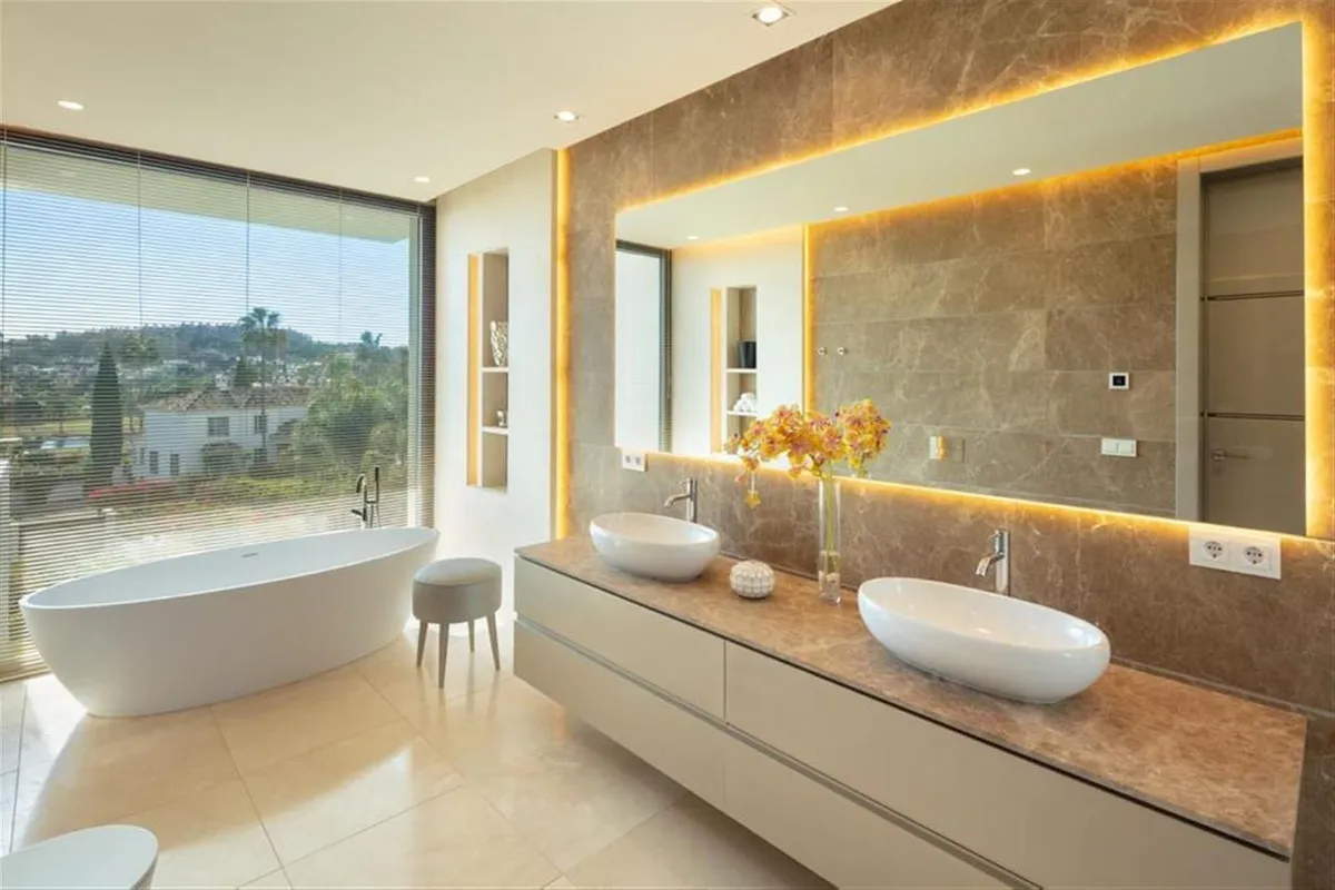 3cc09f8b-8a37-4310-8061-12f36ed11637