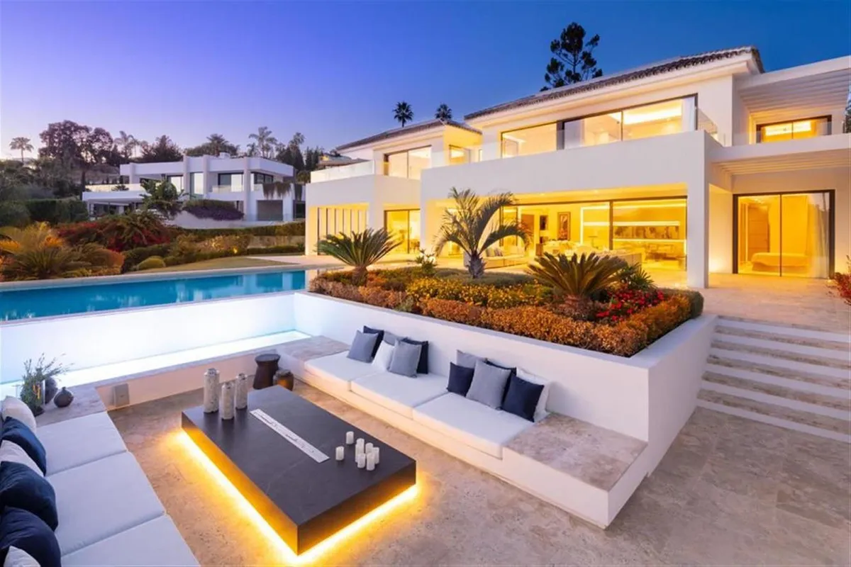 79ca35ad-307b-4656-b74e-5e60129fee61