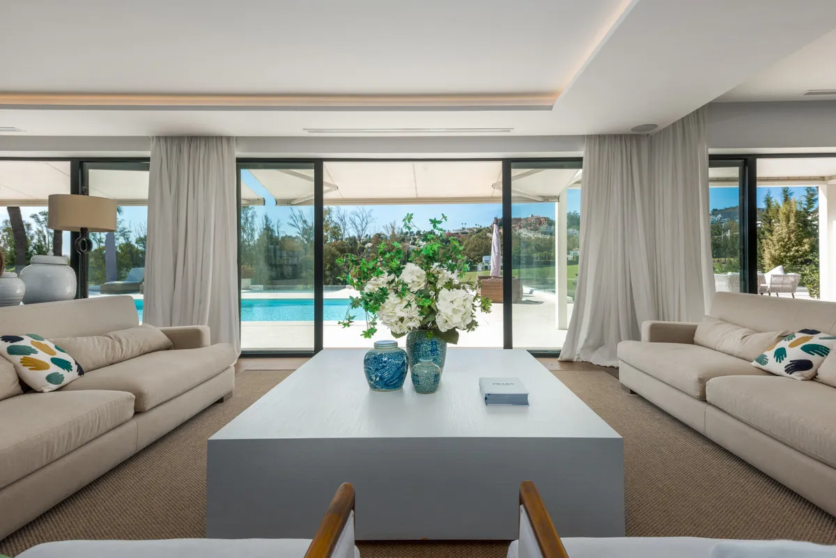 824e98c7-5399-4891-a95c-ce804889832a