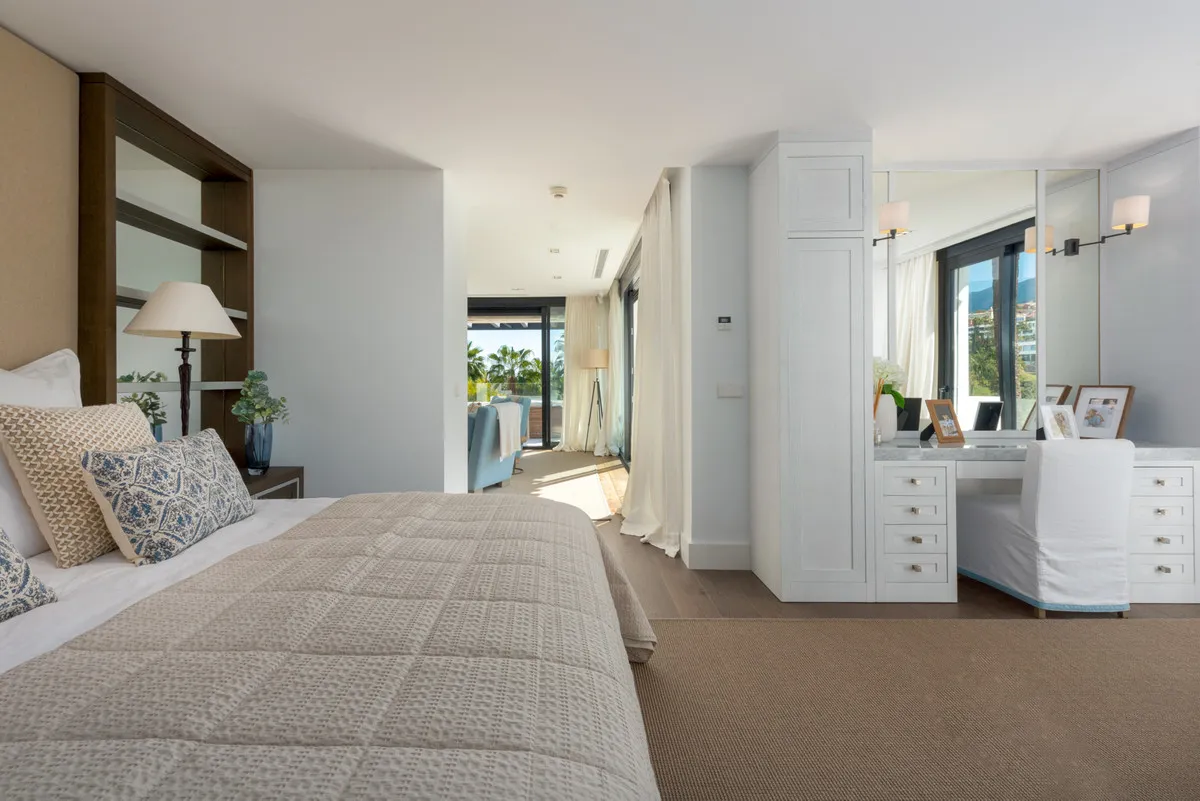 a3a01e81-167f-4431-9fcd-9f9d31522d34