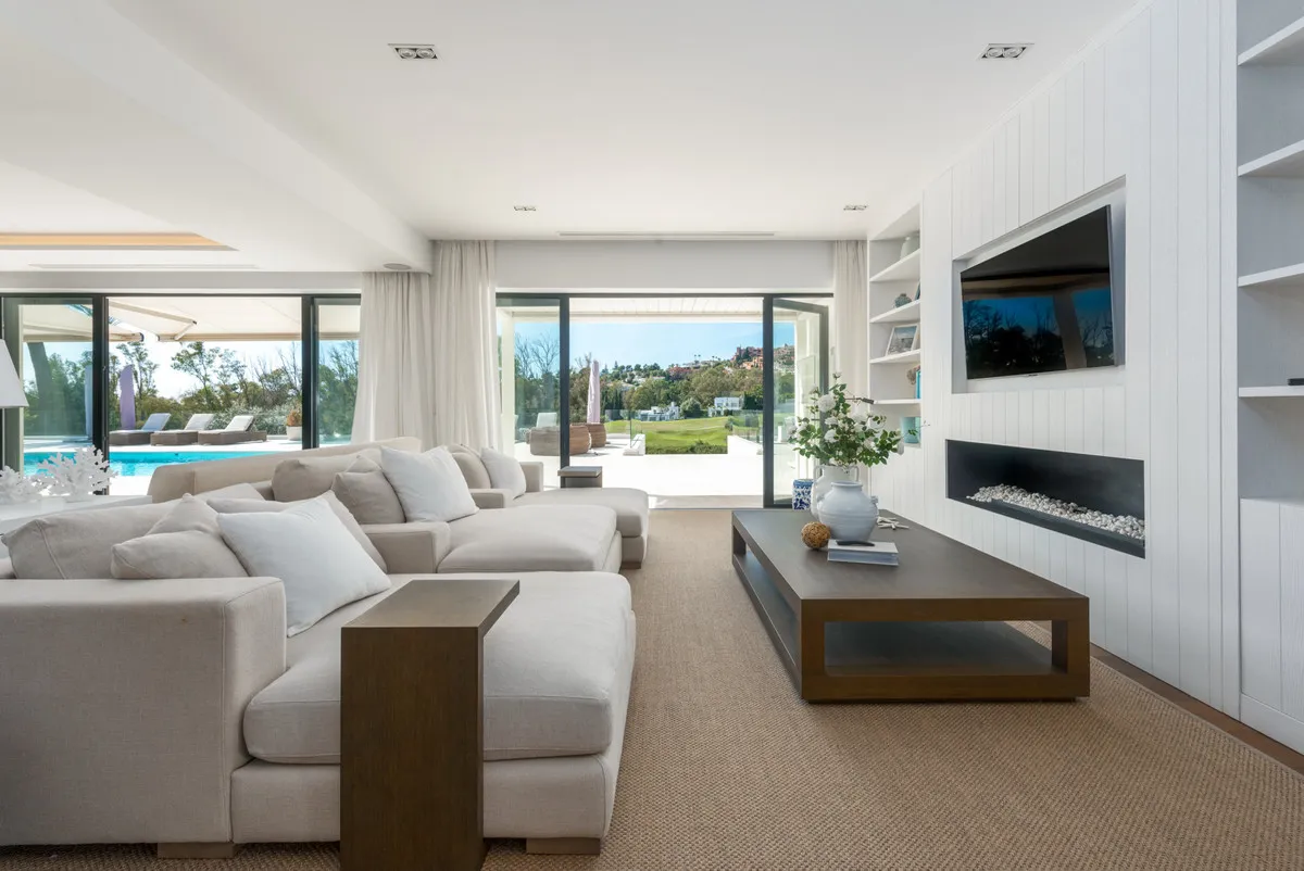 a76d052c-0725-4b4a-90f8-cca482abcae5