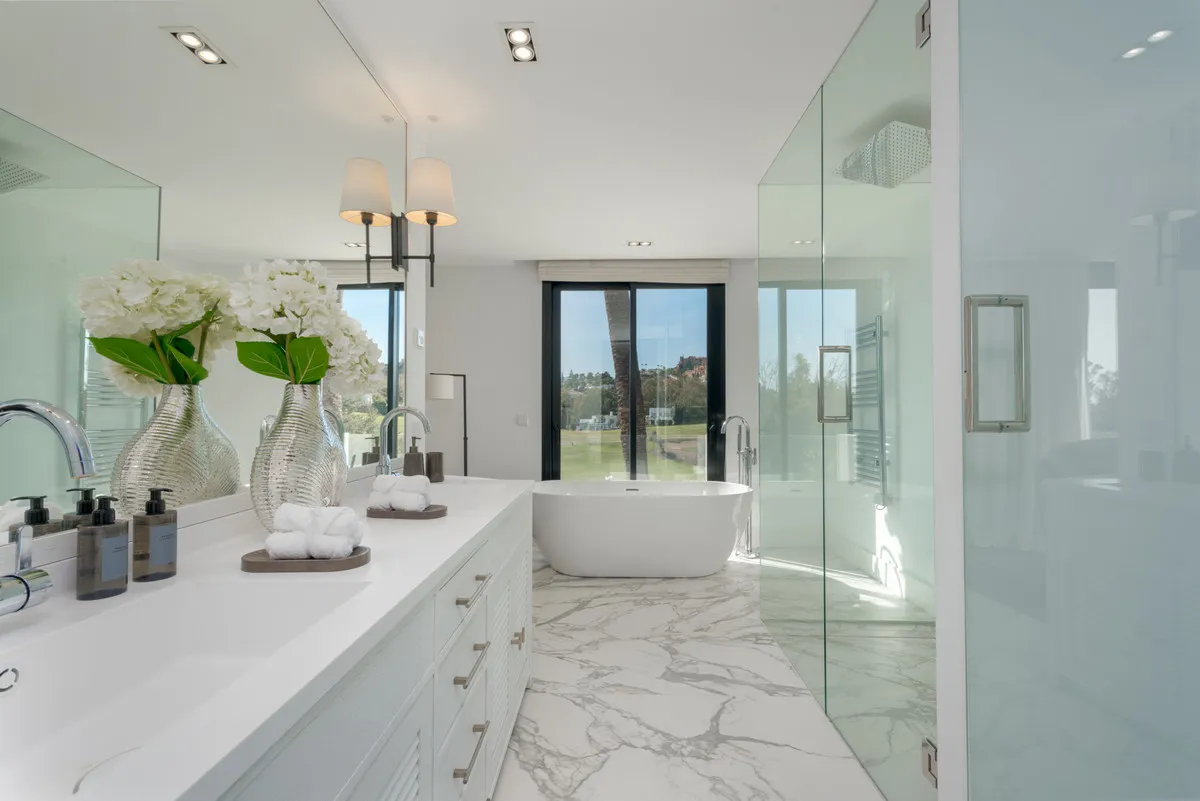 d1b0bd11-8240-4e3f-8cad-11ff251694af