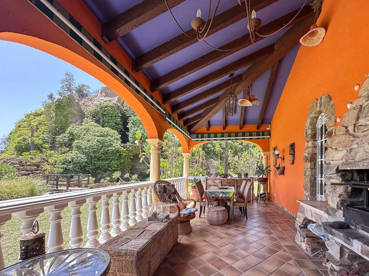 7e9b4750-6168-4254-941f-743b4f93403e