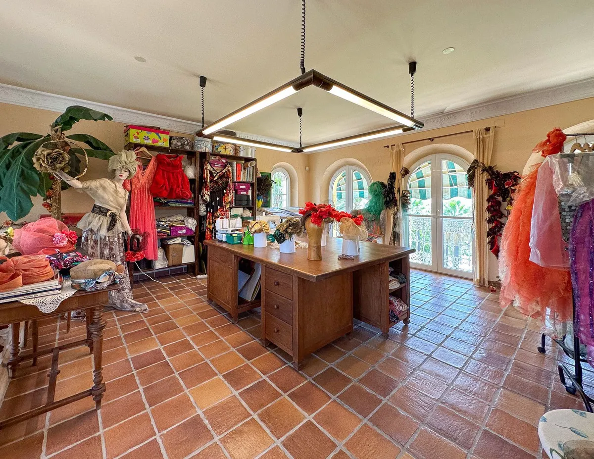 d01a2058-1fcd-449f-a8d2-1d50ad25e955