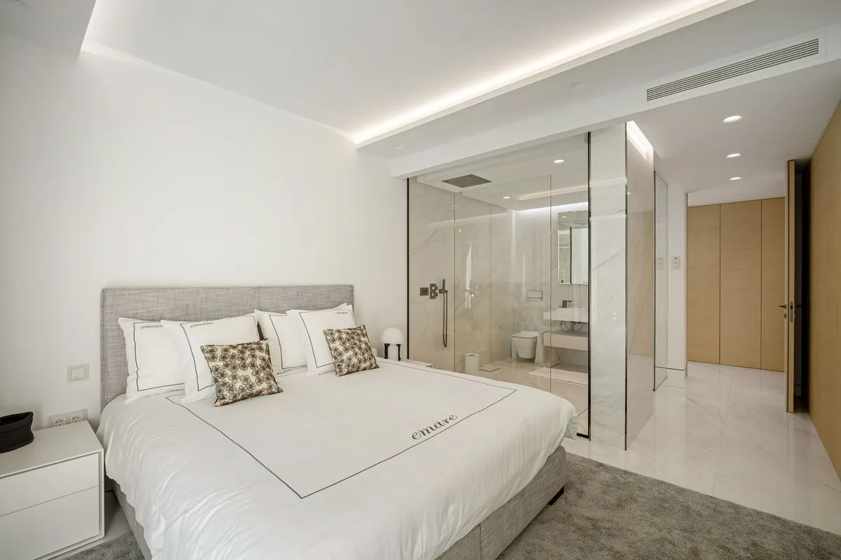 a94a586f-1a75-4ef4-b4dc-f28ad2234e76