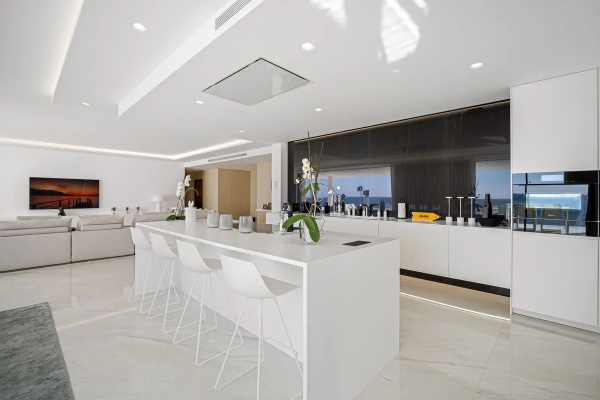 cf20e624-2b76-457f-b92d-9ed6a9420bc9