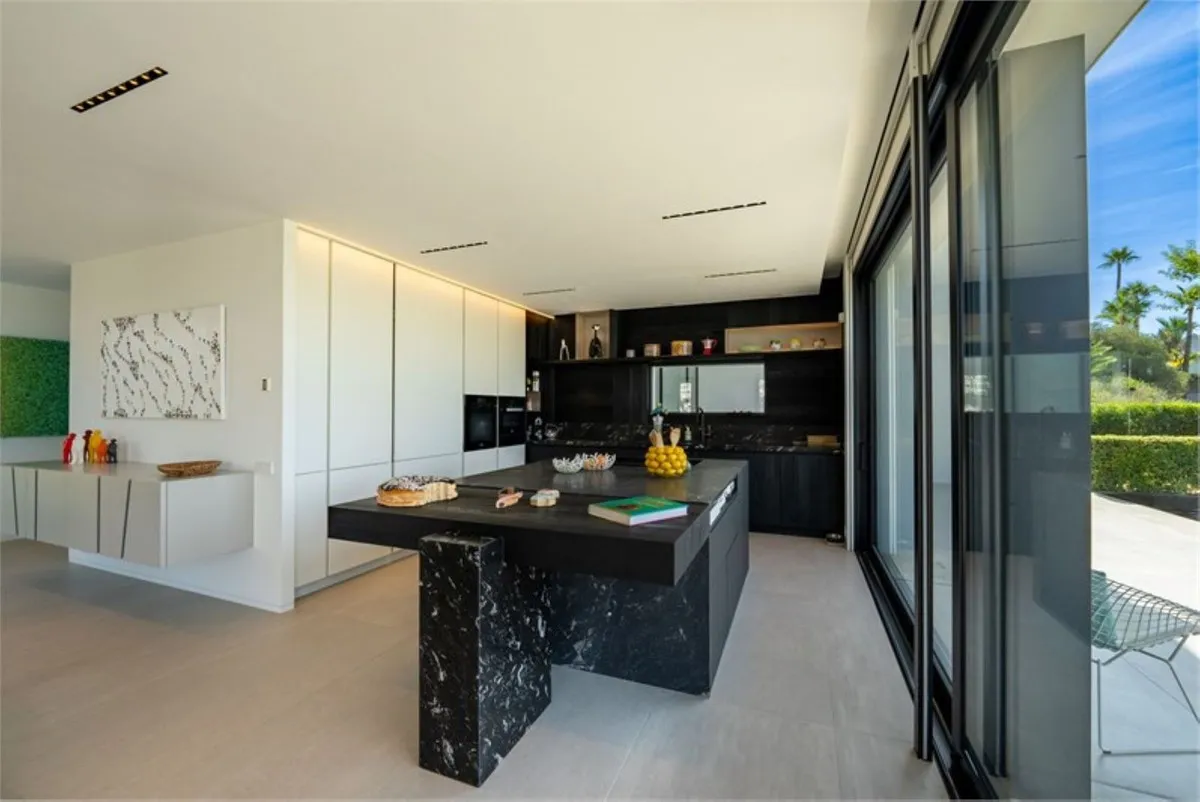 2ae72ed0-165f-42d3-9509-fd4731c8e624