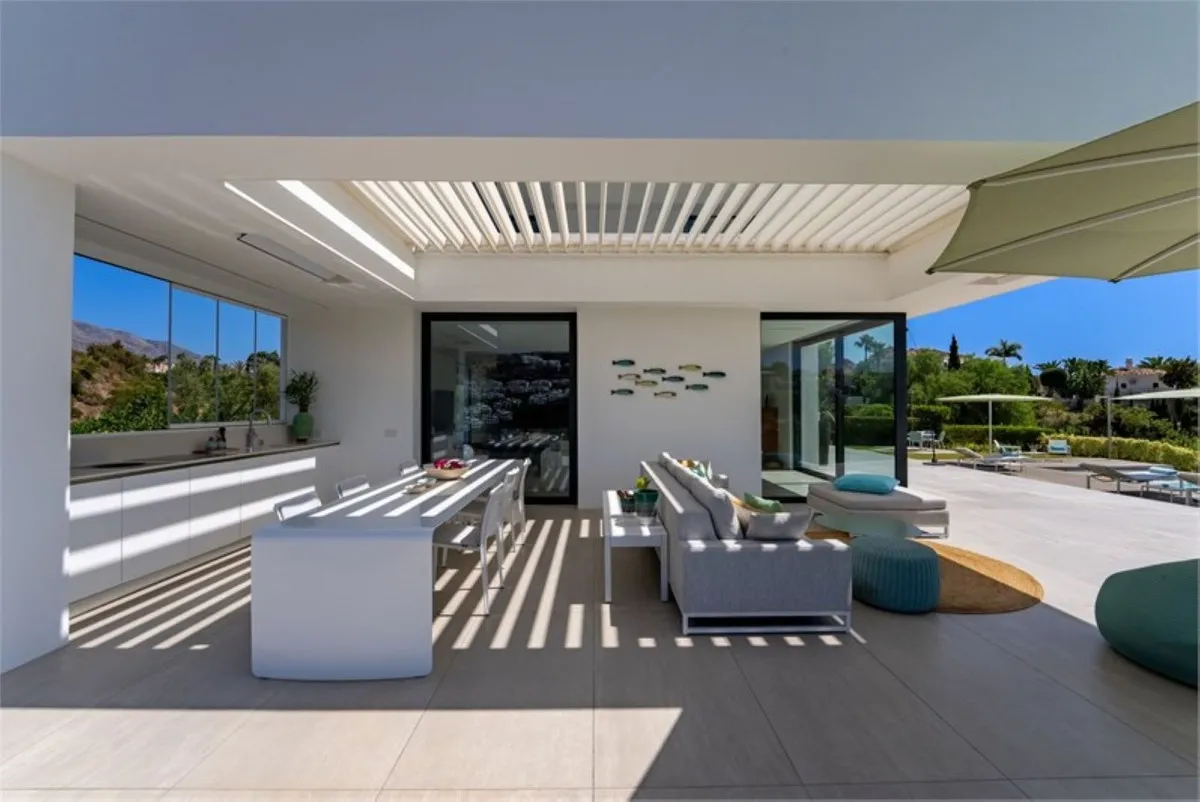 62b83a51-a1c4-4052-9751-f7d4391b1360