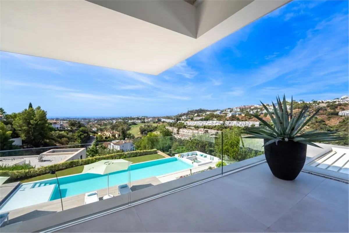 82d5e361-b300-4b62-83fc-6347ab8c31cc