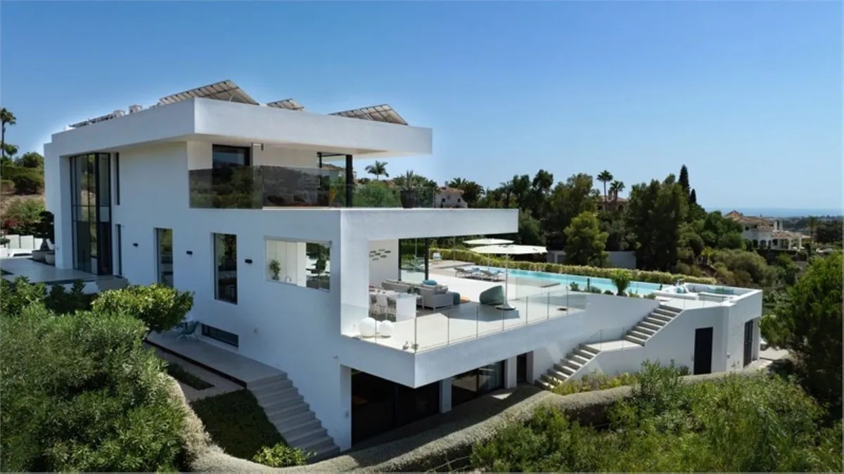 f0552513-2a84-4f47-9de5-581dfd492d6e