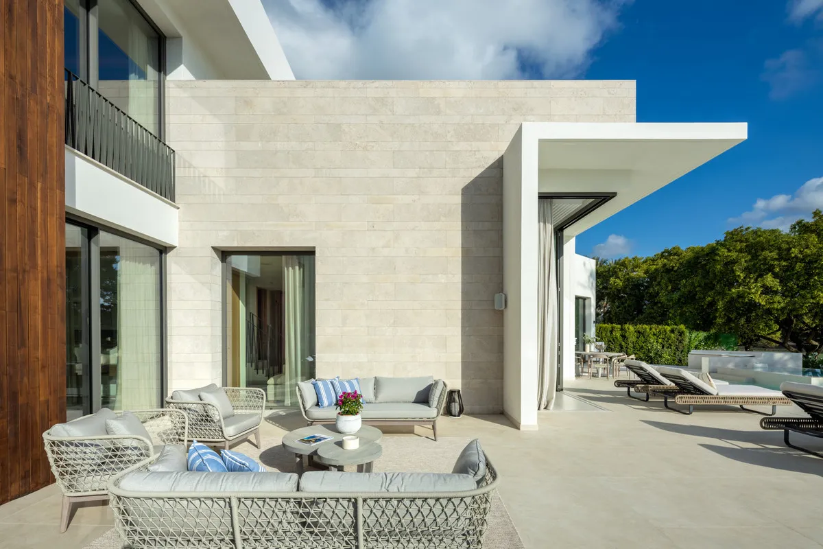 29929739-5811-4945-8c6c-d789da1e641e