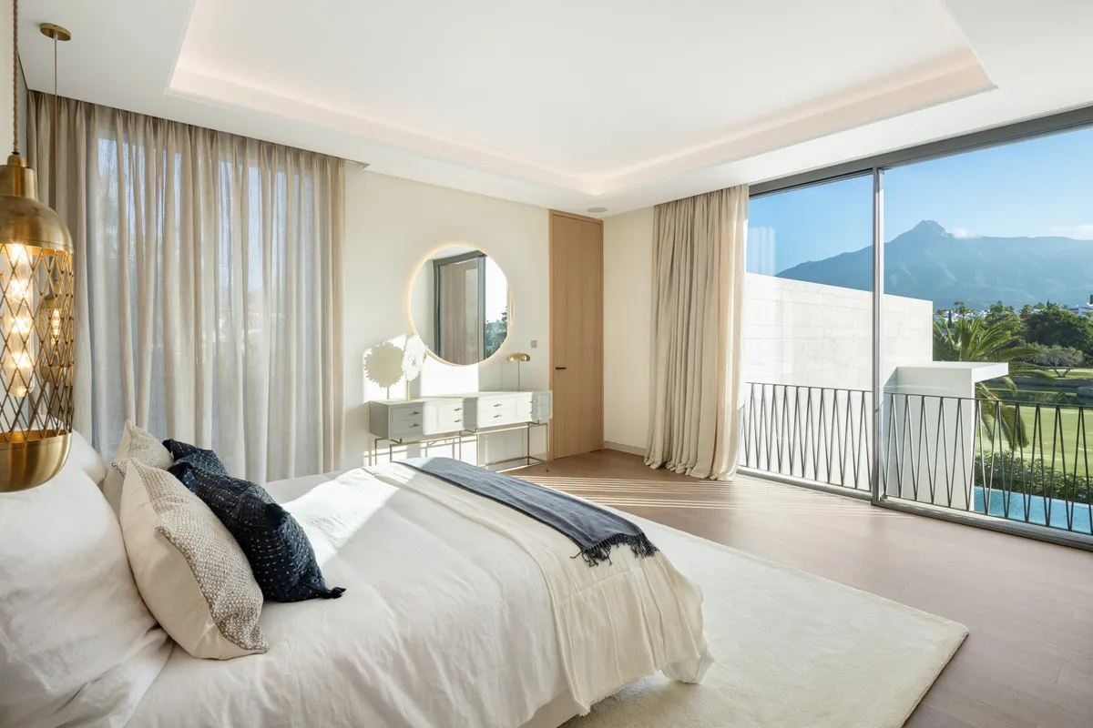 5ec60228-2593-4eb7-922d-42b2179fcaa5