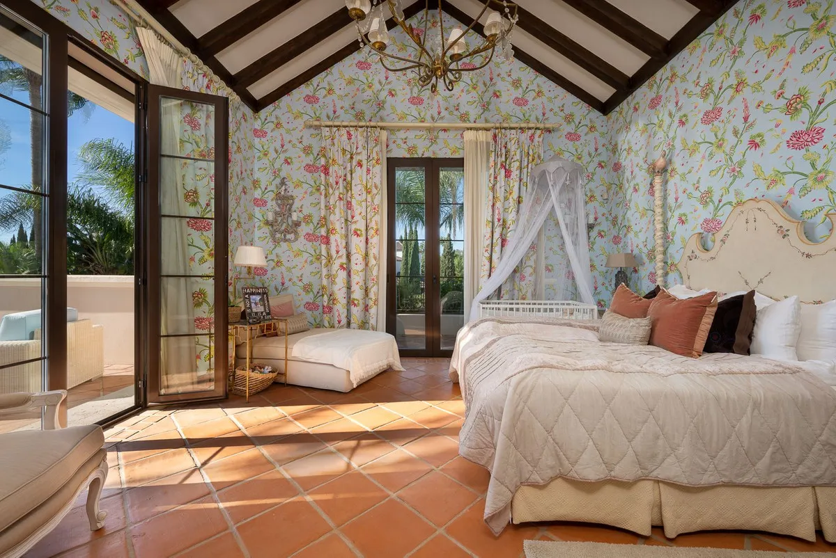 10fc4ec8-a337-4e2b-97f2-7ef1514870a4