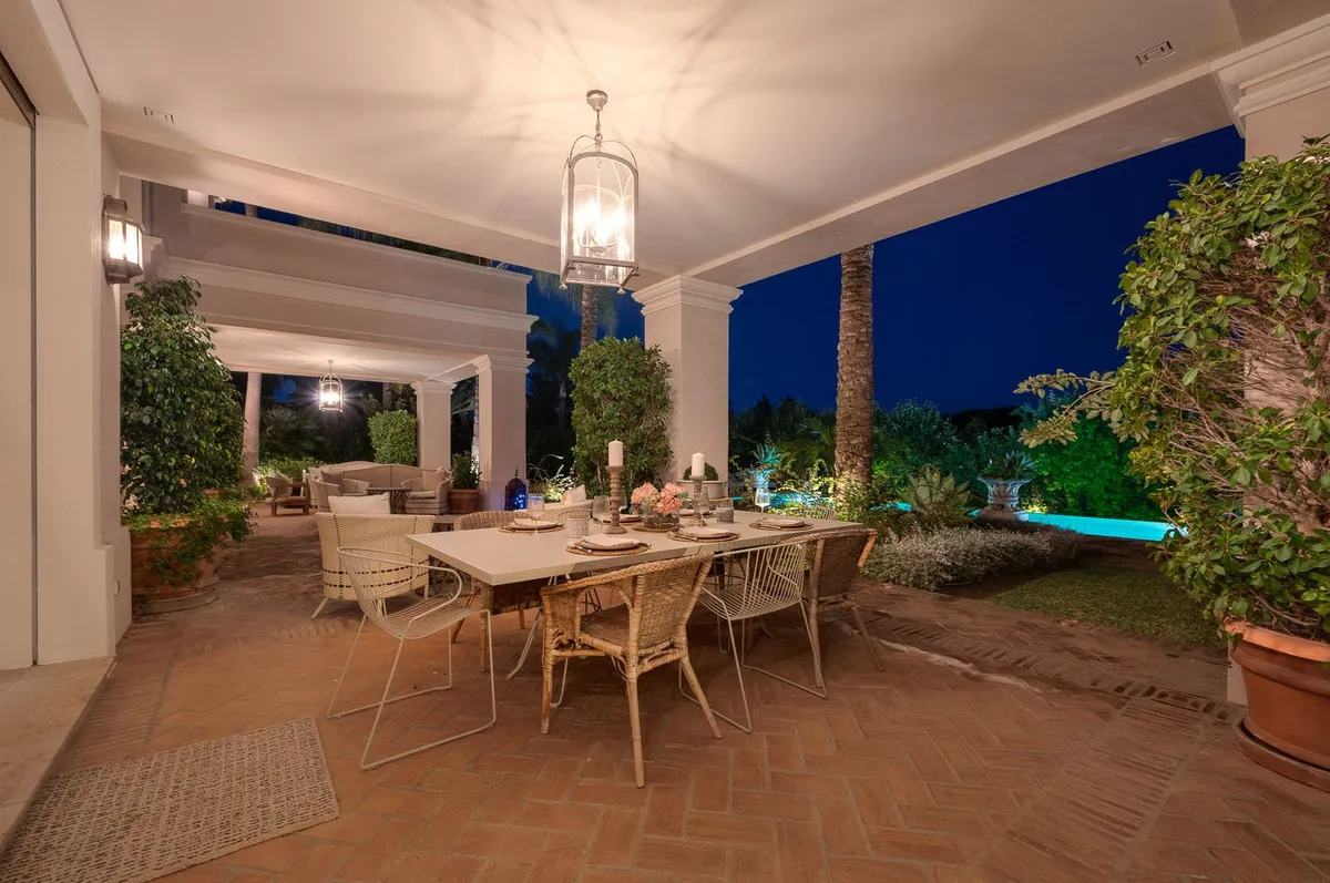 15463382-2b0d-4f84-b964-dadb499f59a9