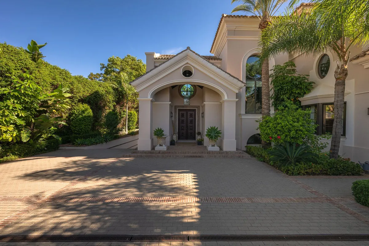 1ac1e167-c4d1-4019-8346-93ba9f3e783b