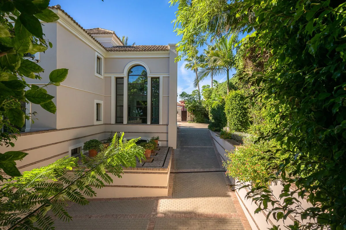 5cf7845e-14b8-4baf-ab66-42fb40b2f060