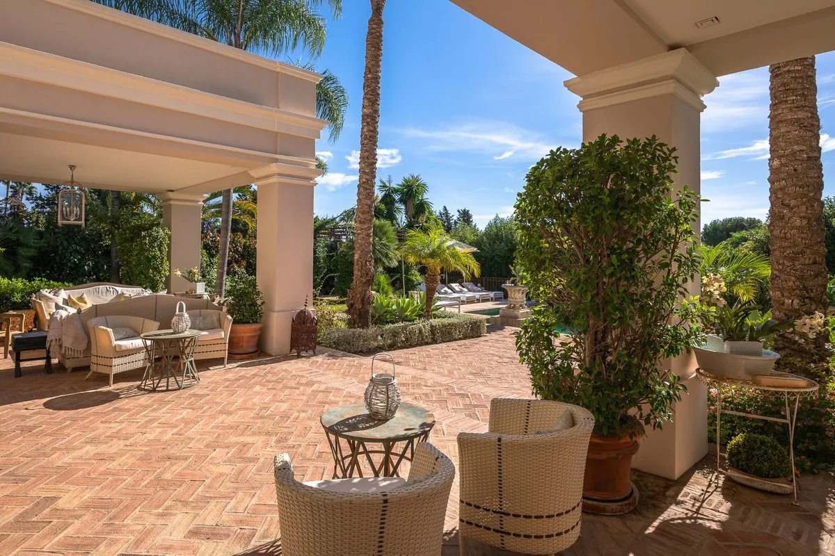 8176bb9a-dd12-4233-8a30-df554af97083