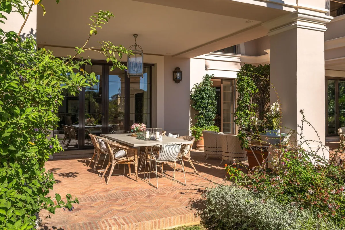 8cedf6ce-c09d-4fc3-9fc2-4137adbbe0ef