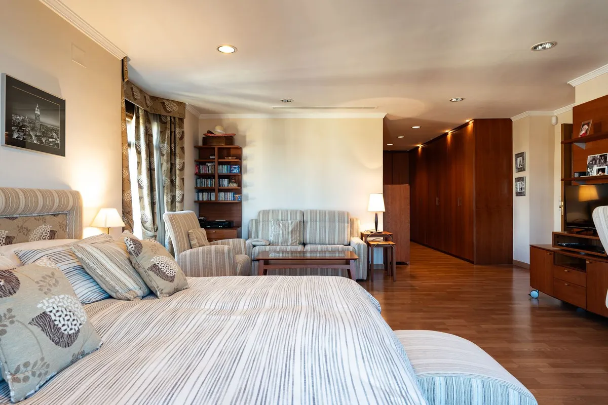 4b826ef2-269b-4042-8ca3-e07d3eb9615f